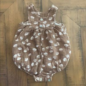 Rylee and Cru Seashell Bubble